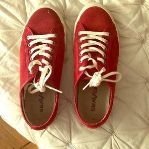 Seavees red shoes